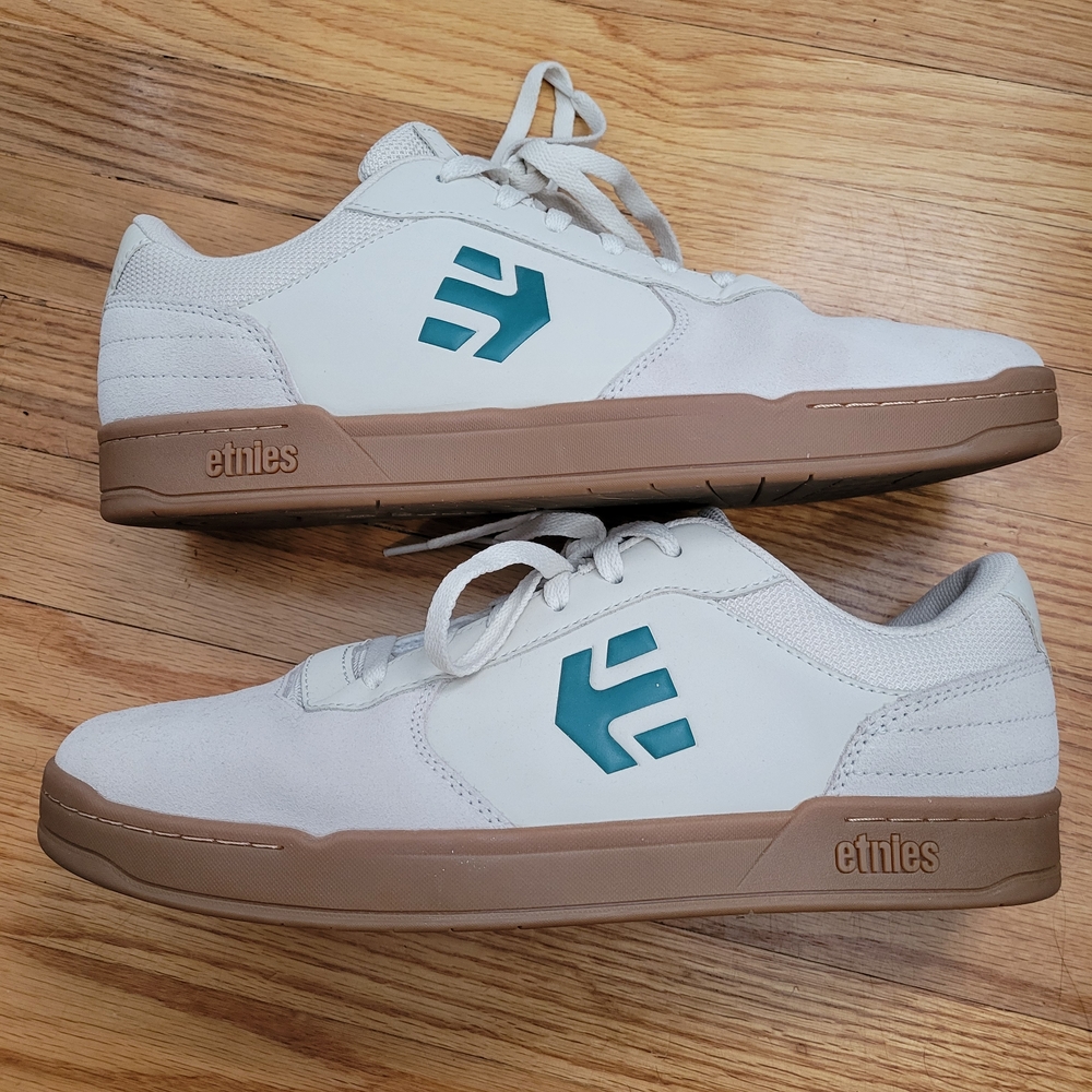 Etnies Crush Tan, Green, And Gum Men's Sneakers Skate Shoe